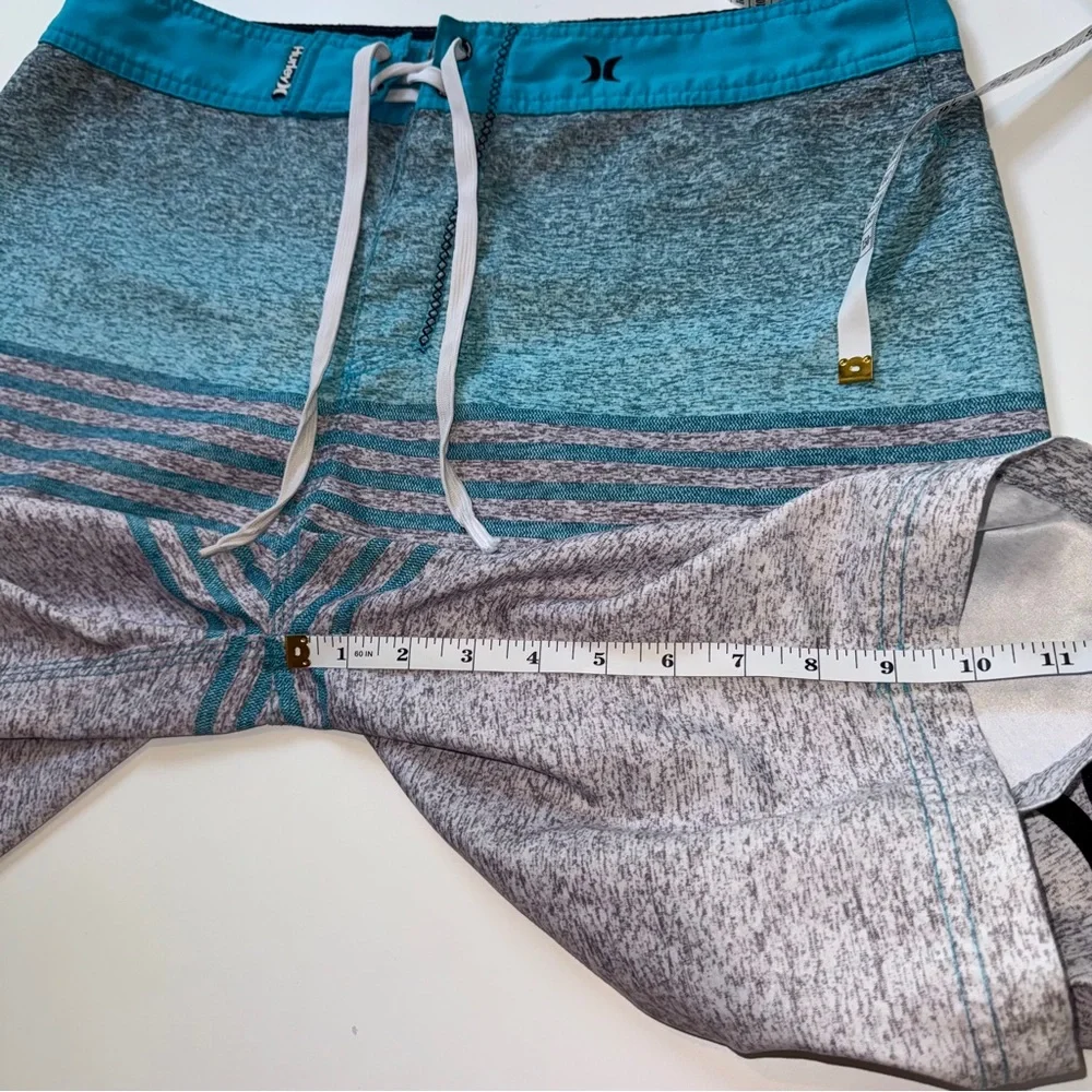 Hurley Phantom Board Shorts Size 34‎ Gray Blue Striped Swim Surf
